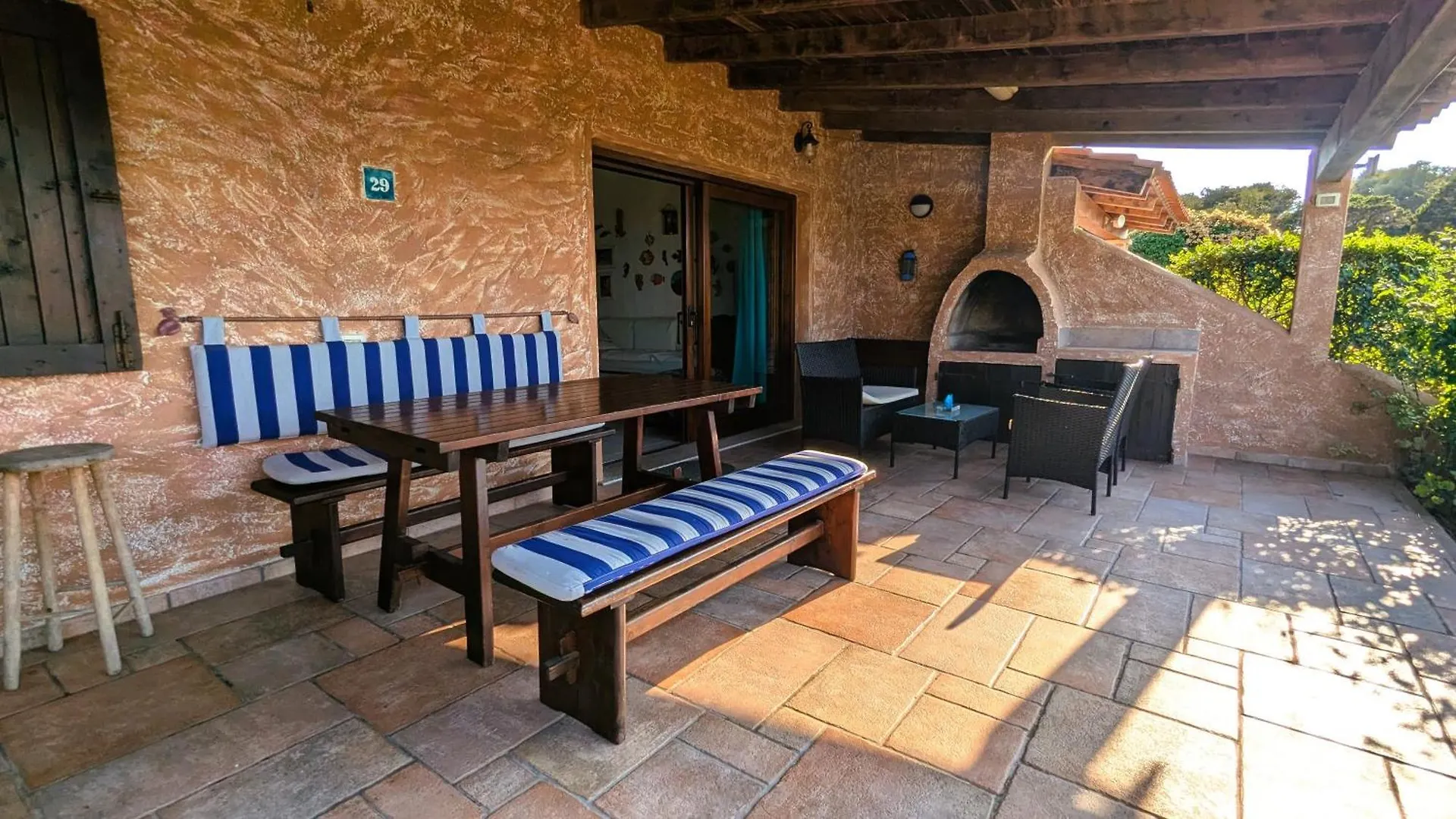 Appartamento Vista Mare A 150M Dalla Spiaggia Costa Corallina