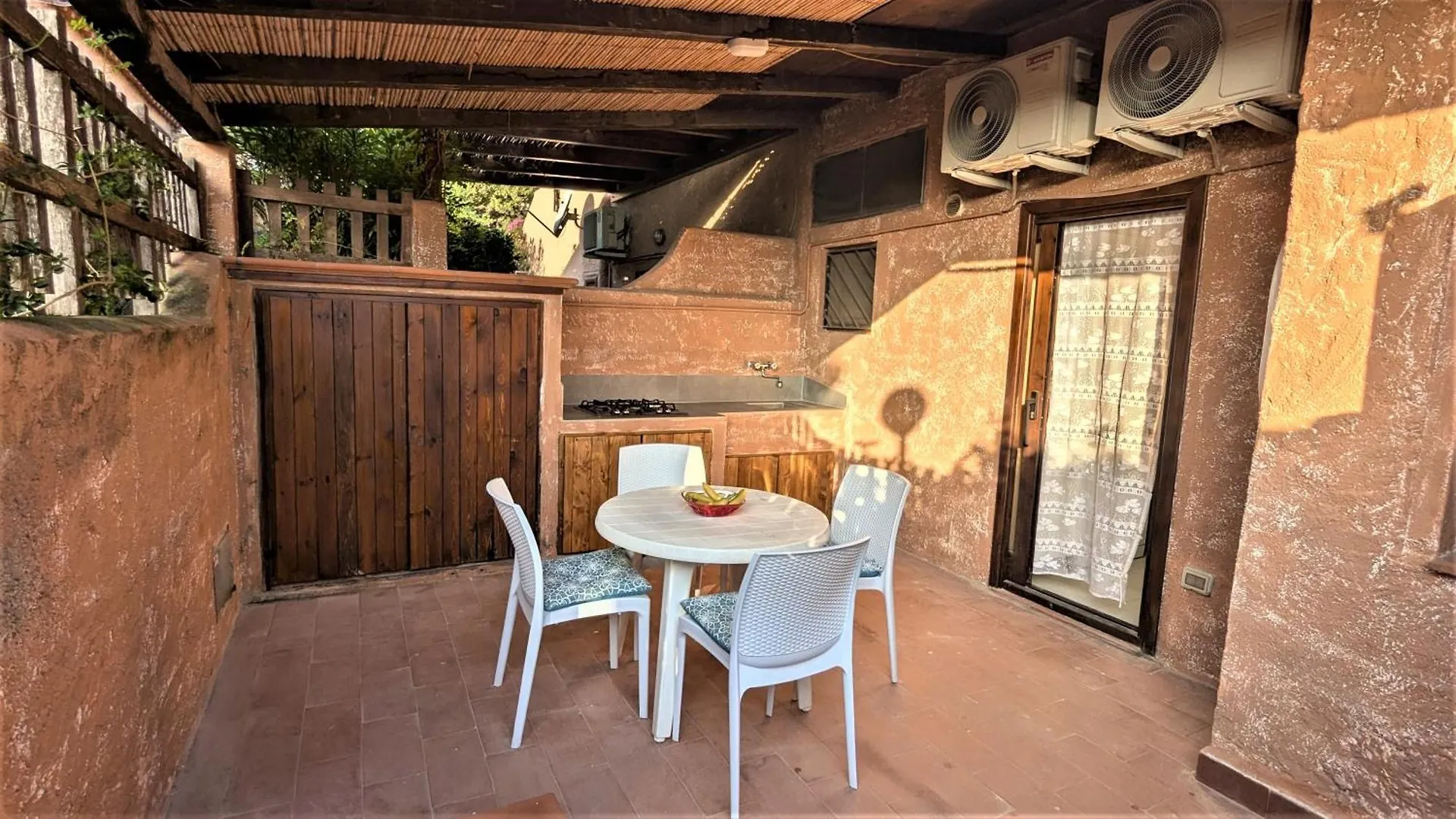 Appartamento Vista Mare A 150M Dalla Spiaggia Costa Corallina 0*,  Italië